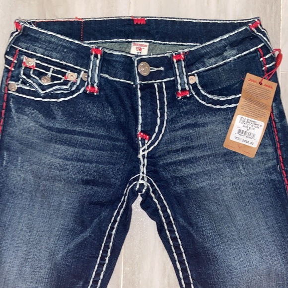 True Religion Skinny Flaps Thick Embrodered White Stitch, 27x31, NWT, $352 MSRP - Picture 11 of 12